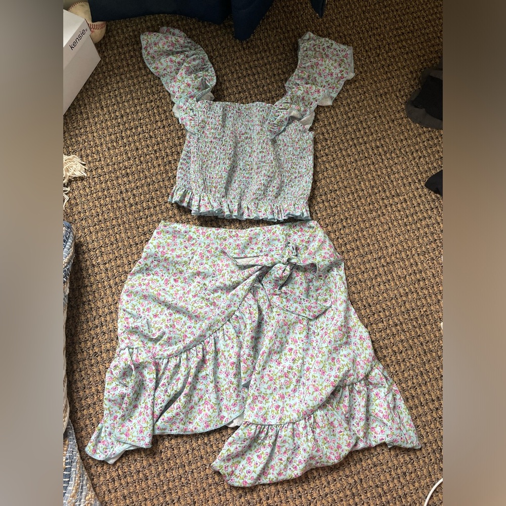 Two Piece Set